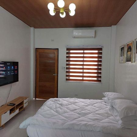 Flb Apartelle Los Banos Los Banos  Luaran gambar